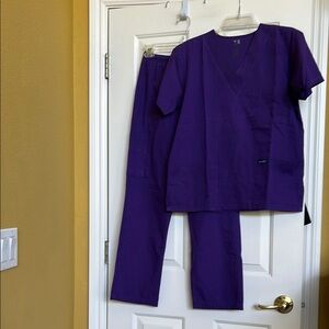 Scrub sets by Dagacci